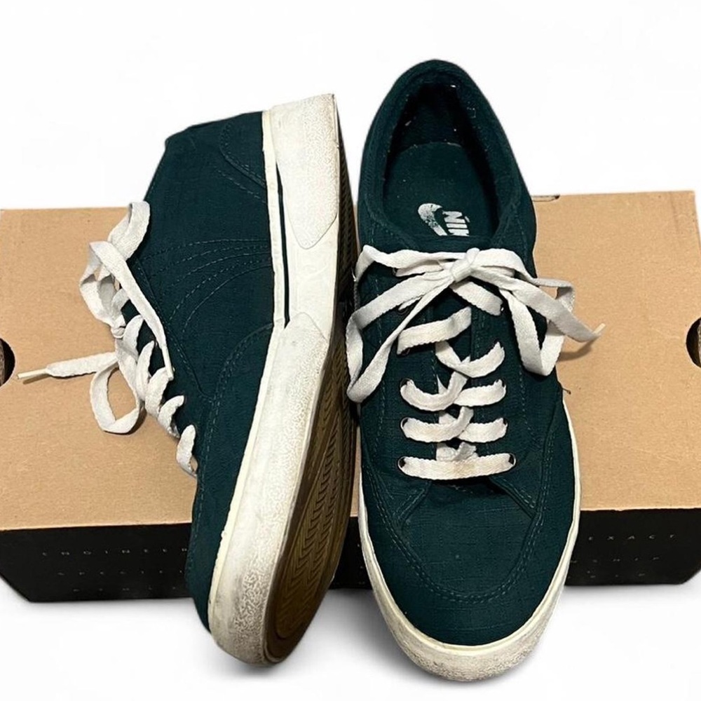 1996 Nike GTS Dark Green Canvas Sneakers with White Laces